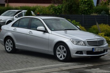 1.8B Kompresor Tylko 34 TYS KM Oryginał Lakier Jak Nowy Sprowadzony