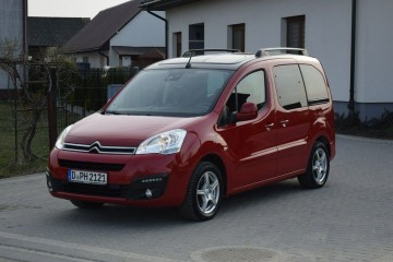 1.6HDI 2018r/ Serwis/ Panorama/ Klimatronik/ 5-Osobowy/ Sprowadzony