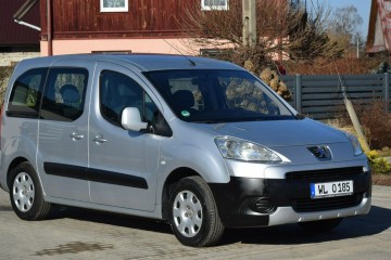 1.6B MPI/ Klima/ 157 TYS KM/ 2 KPL KÓŁ/ Sprowadzony