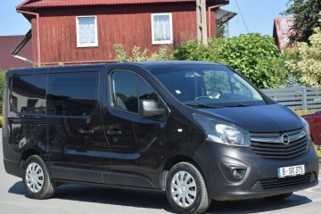 1.6D Trafic 5 Osobowy Navi Kamera Hak Sprowadzony Opłacony