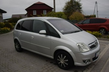 1.6B 2009r Klimatronik Zadbany